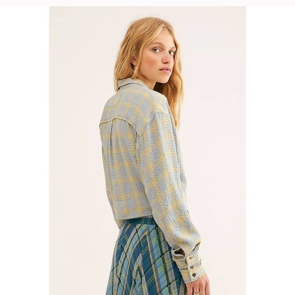 SOLD-FP Gorgeousness 💙 - Picture 3 of 5